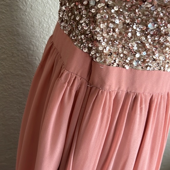 Dress - Picture 2 of 5